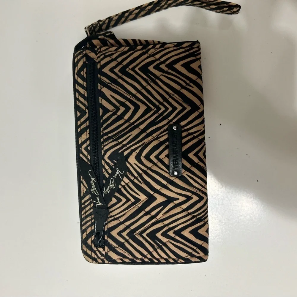 Vera Bradley Geometric Wristlet - Picture 5 of 5